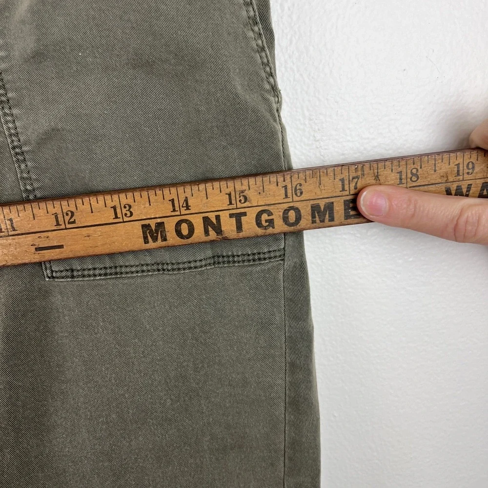 J. Jill Stretch Cargo Pants‎ Ankle Length Olive Green Gorpcore Women's Size 4
